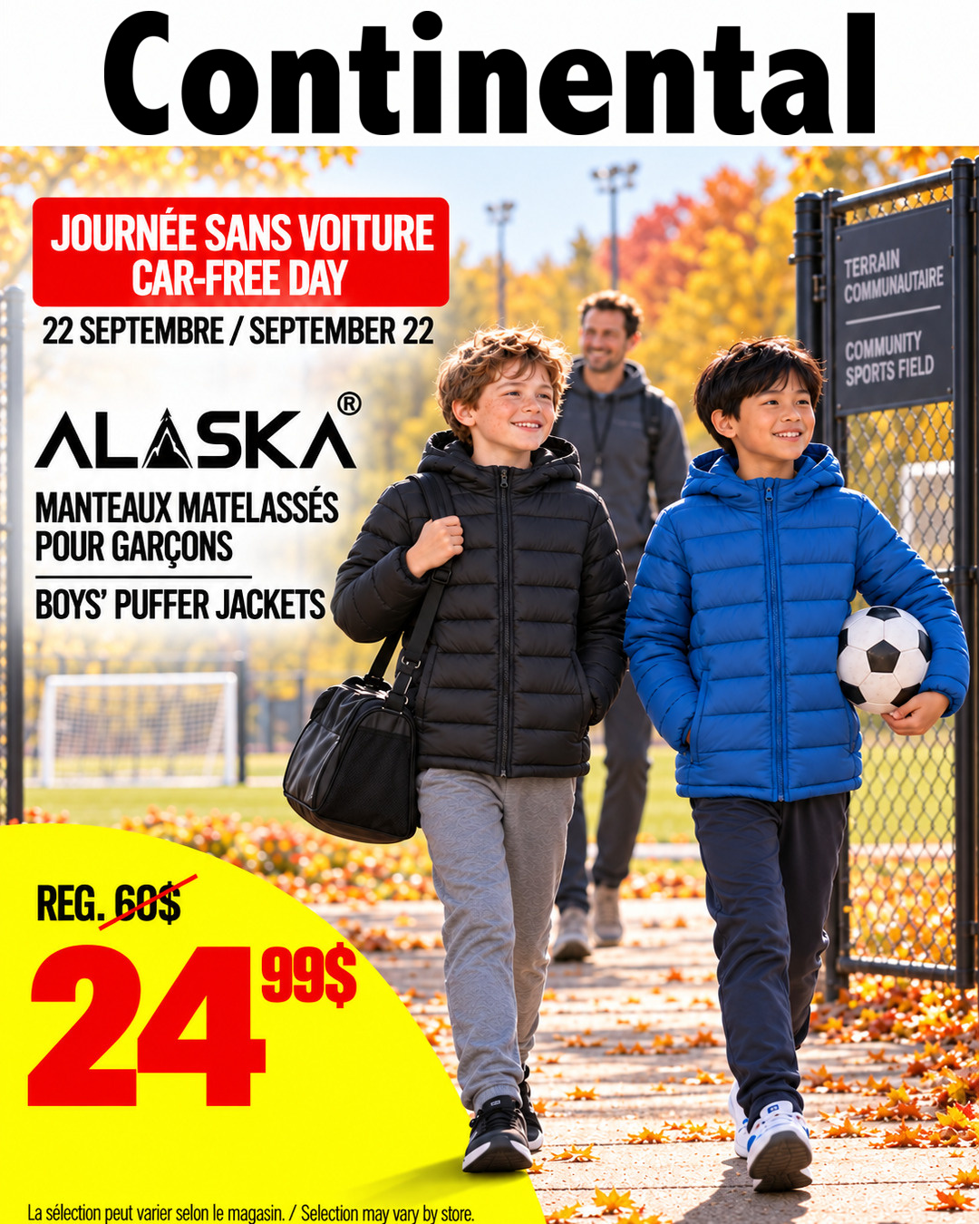 Deux garçons marchent vers un terrain sportif avec des manteaux ALASKA noir et bleu à 24,99 $, prix régulier 60 $